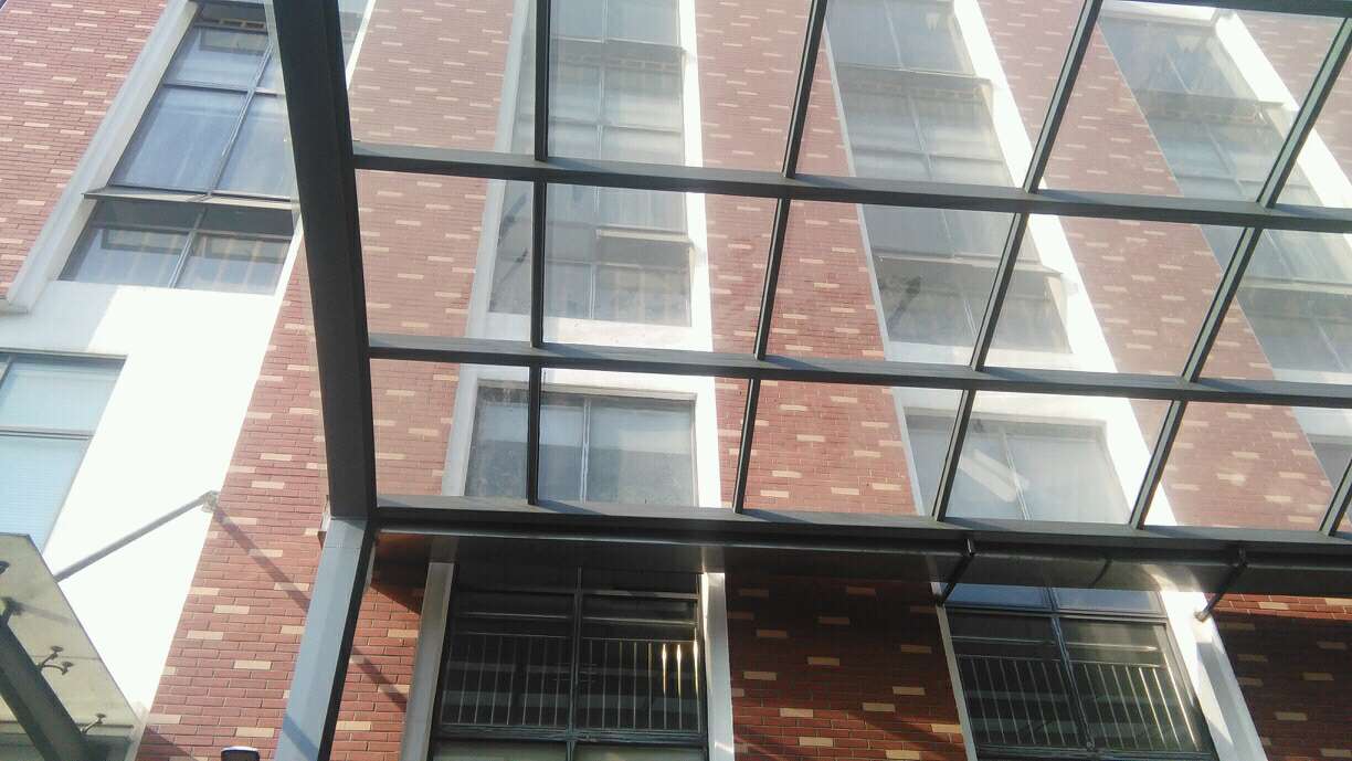 钢结构玻璃顶棚1.jpg