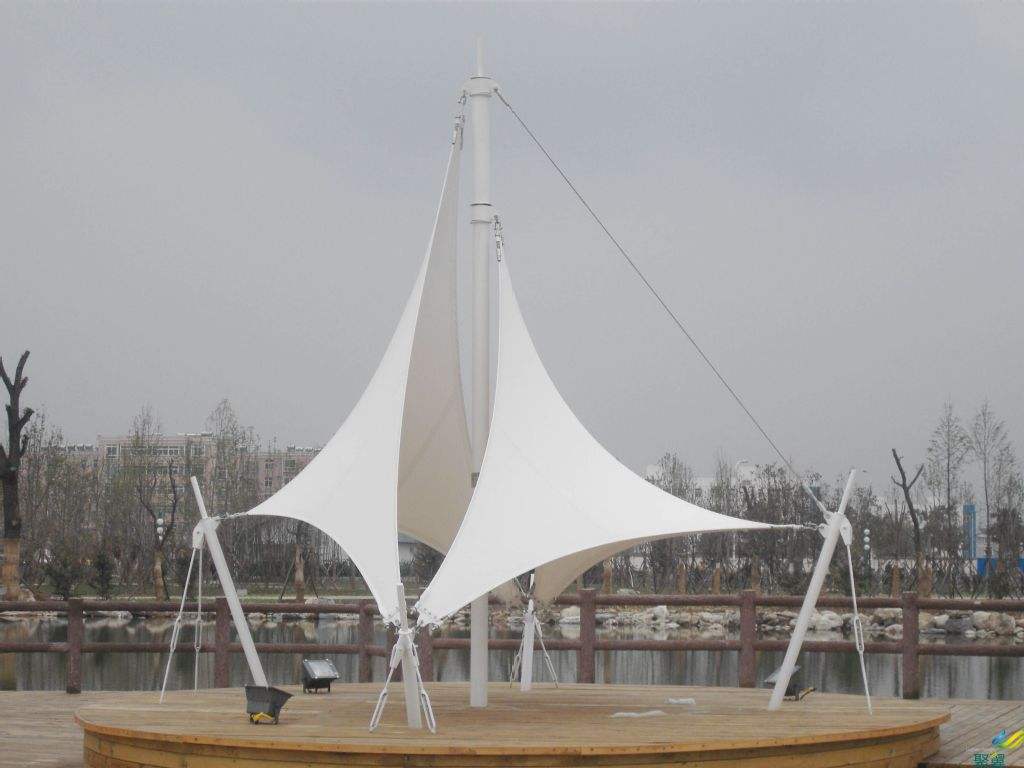 膜结构景观（池塘中间）.jpg